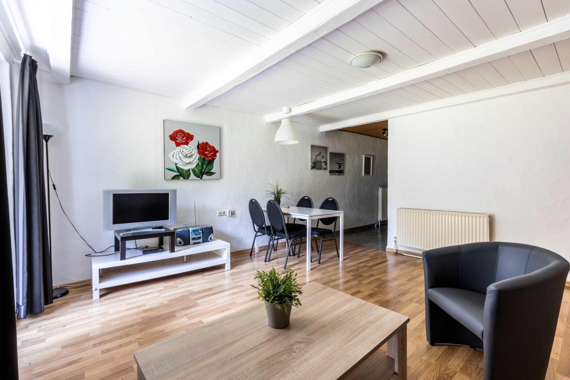 Hartkaiser Rooms And Apartments Элльмау Экстерьер фото