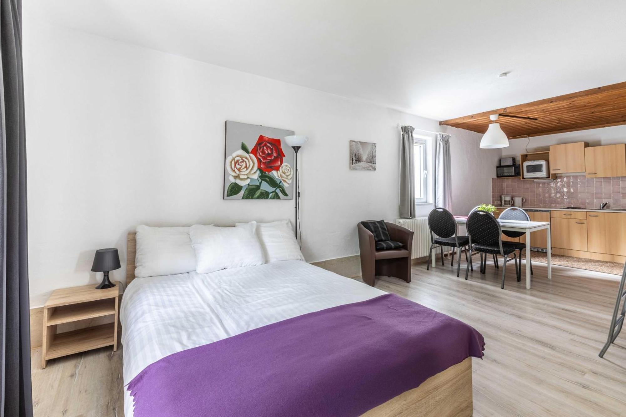 Hartkaiser Rooms And Apartments Элльмау Экстерьер фото